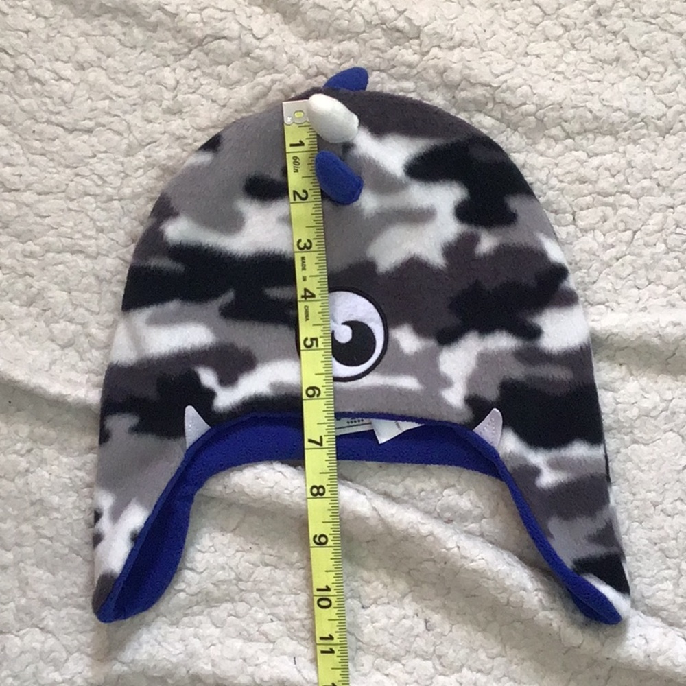 Children’s Place 1989🎄Monster camo ear flap hat - Picture 6 of 8